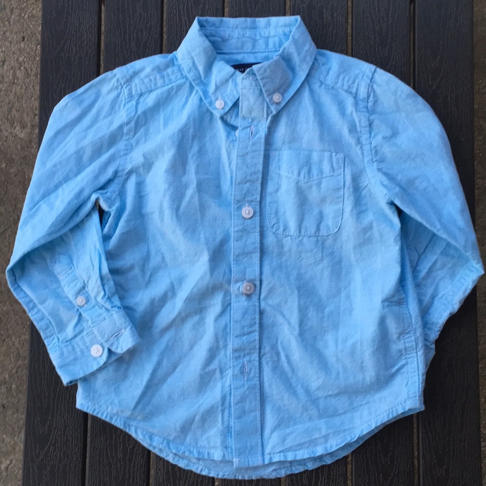 The Children’s Place sz 3 button down shirt NICE!